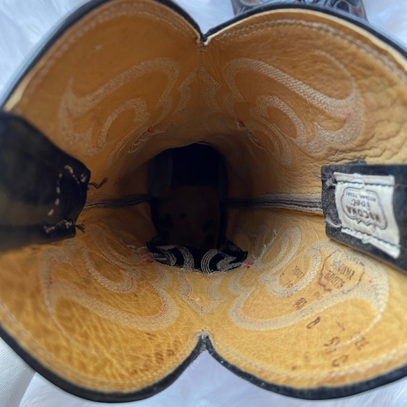 VINTAGE NOCONA RED SNAKESKIN COWBOY BOOTS - Picture 10 of 16